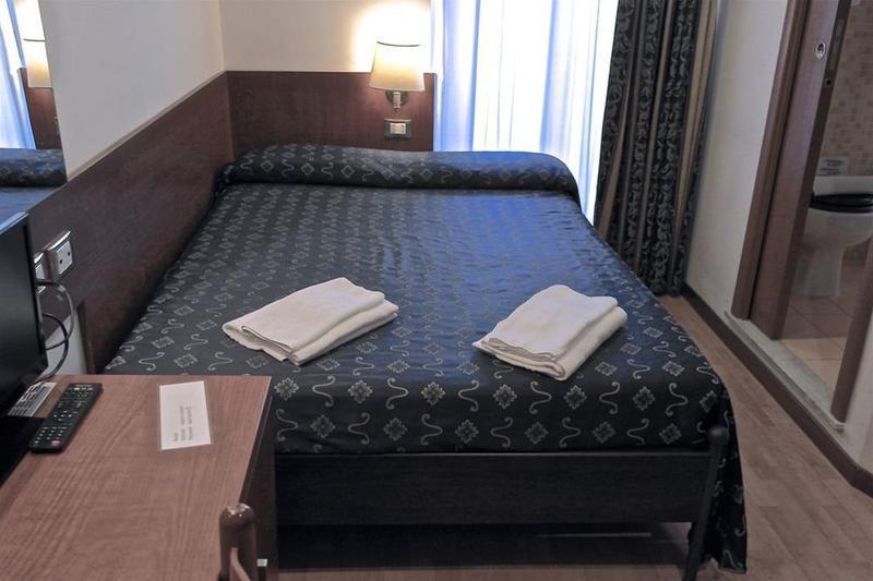 Guest House Casa Vicenza Rome Luaran gambar